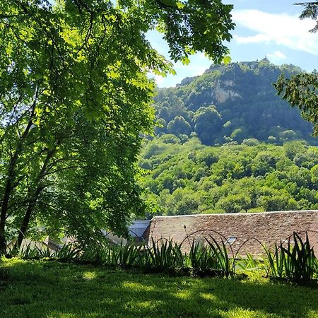 Апартаменти L'Aristoloche Сален-ле-Бен Екстер'єр фото
